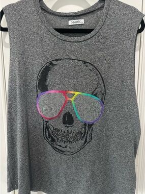 Lauren Moshi Gray Skull Graphic Tee